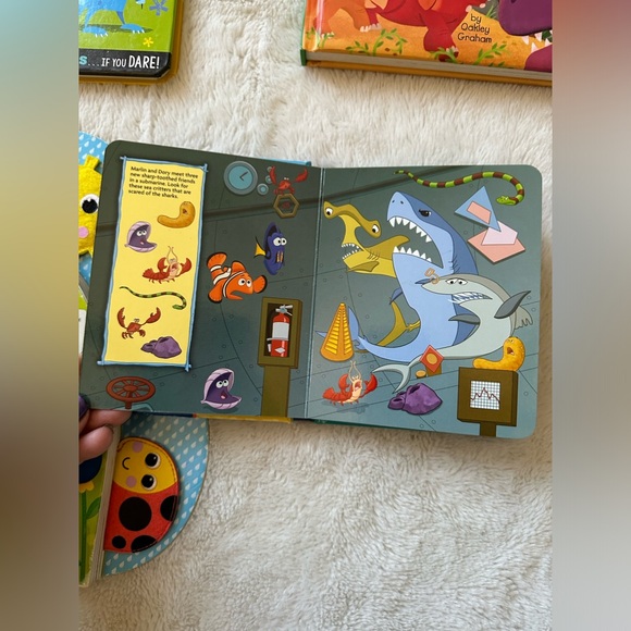 Toddler Book Bundle - Picture 4 of 10